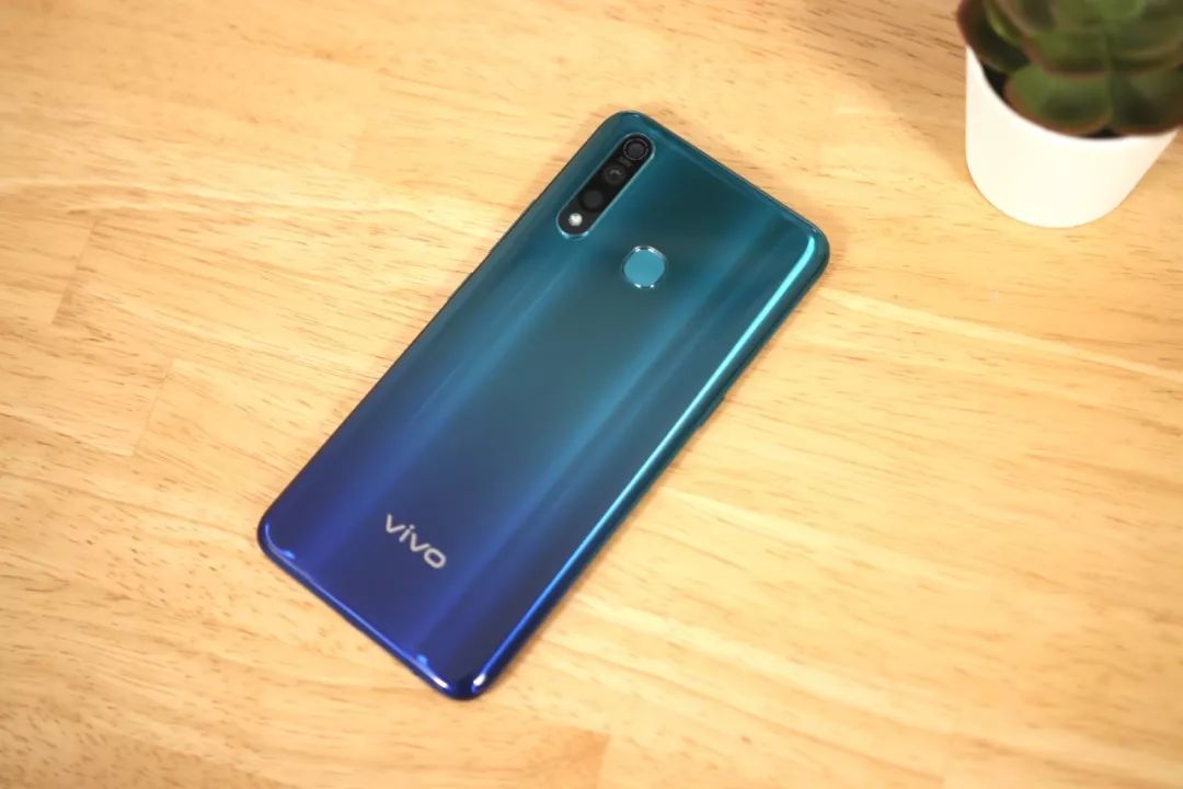 vivo手机哪款好用性价比高vivoz5x,vivoz5x电池续航测评