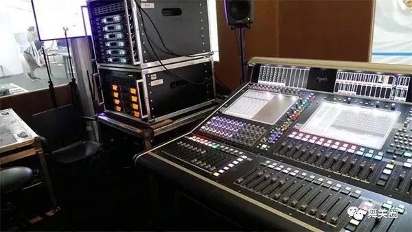 顶级舞美丨2019年欧歌赛深度解析