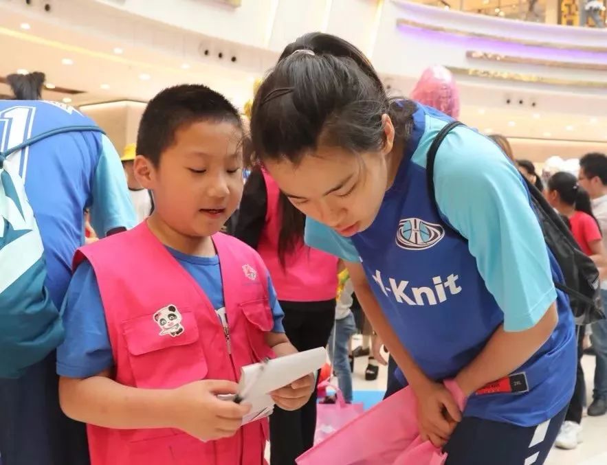 瓒呯噧濂崇姣旇禌,瓒呯噧濂崇