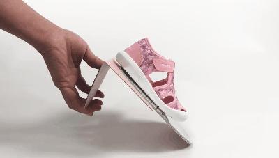 不烧脚又好看的运动风凉鞋推荐,小蓝羊凉鞋男测评