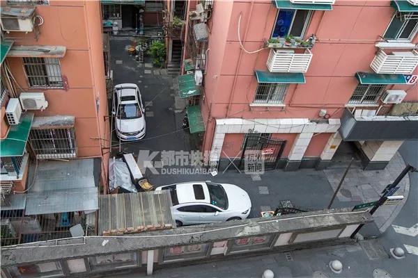 被邻居家车堵了怎么办,我家的路被别人堵上了该怎么办