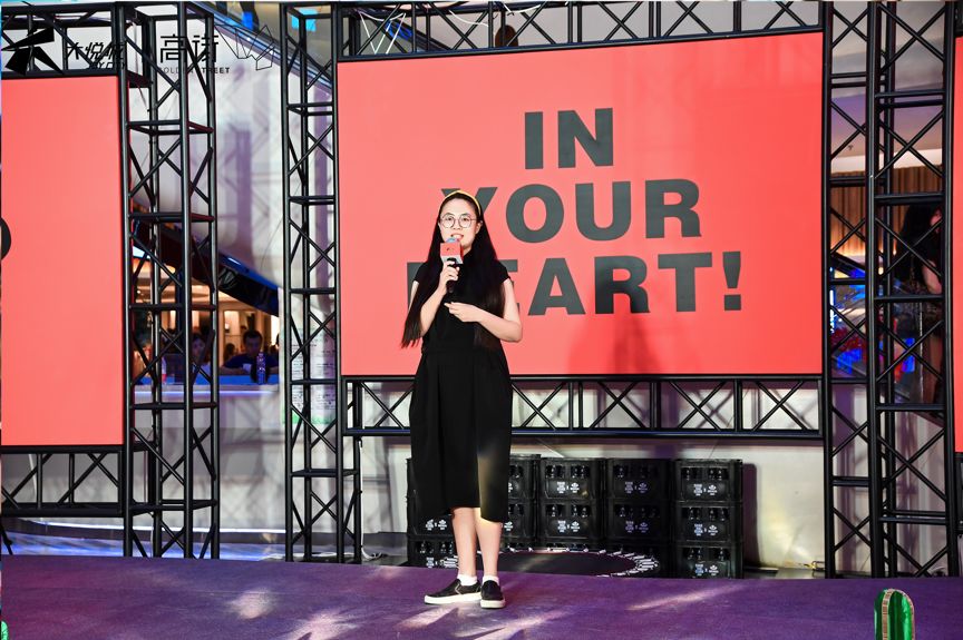 一波广告牌引爆天津，高街硬核登场玩转神级营销