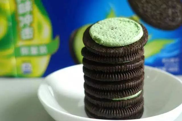 绝交！六一节竟然送我香菜薯片、虫子和卫生巾？