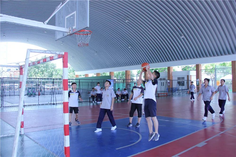 泰国交流｜万中遇上易三仓，这个夏天太美好！