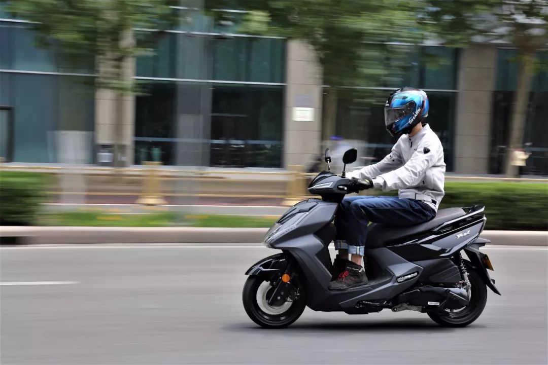 2020款三阳fnx150百公里,三阳fnx1502019款踏板车