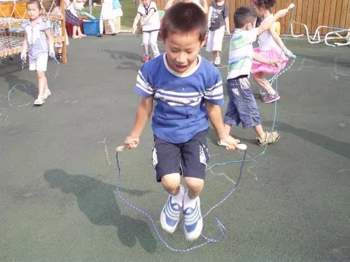 跟孩子生气心脏不舒服怎么缓解,陪孩子做作业气疯