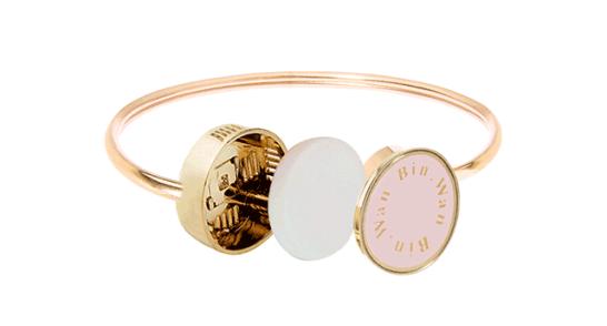 驱蚊手环林允,林允驱蚊手环