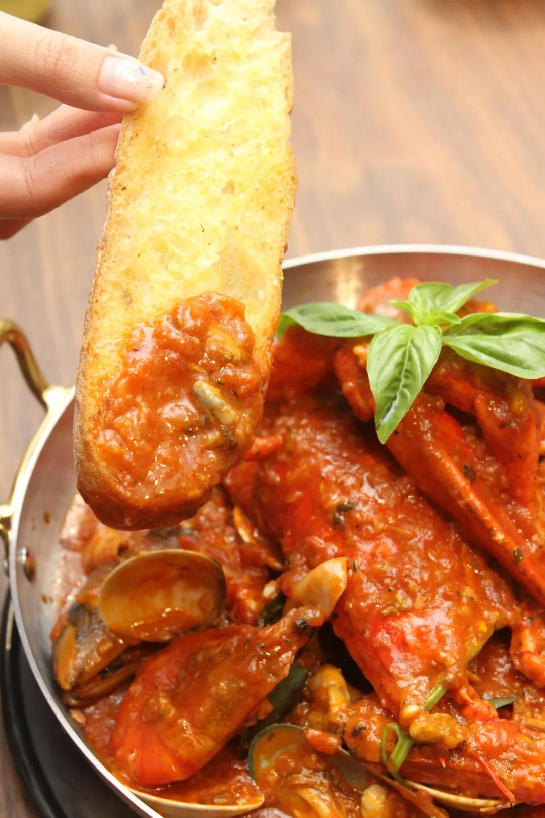 港丽杭大店开卖蛋糕了!精致的裱花蛋糕,秒杀连锁的奶酪茶……没想到你是这样的港丽