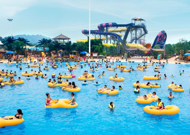 游玩天目湖水世界,静谧村庄夜景视频