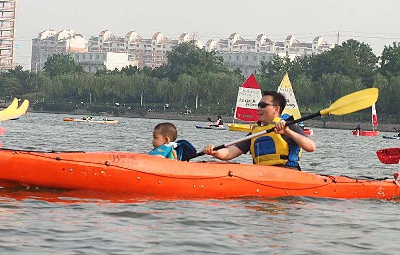 扬州父亲节亲子趣味运动会,水上乐园父亲节亲子活动