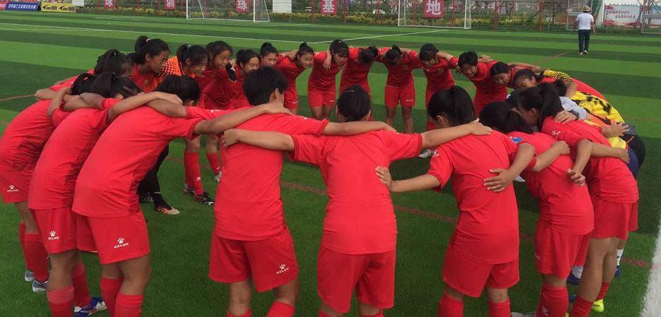 我们是冠军女生翻唱,我们是冠军长春亚泰