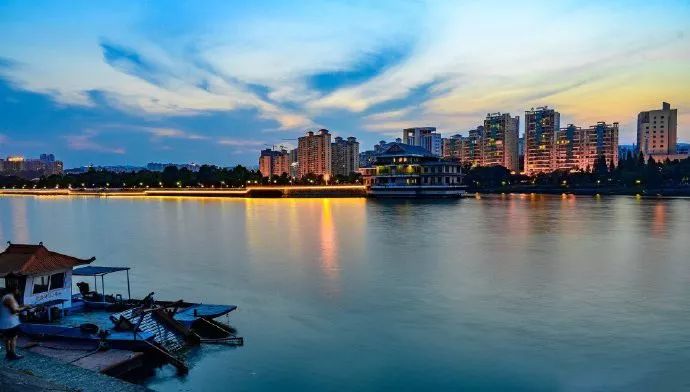 点赞！中央拟表彰宜昌一名公务员和一个公务员集体