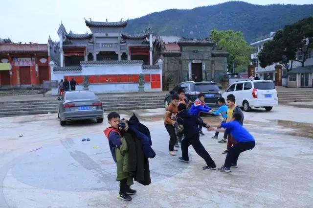 中国风水第一村400多风水师,风水村风水培训班