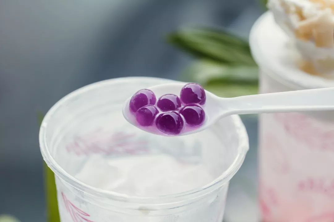 一到夏天就只剩半条命,一到夏天又把命交给了空调