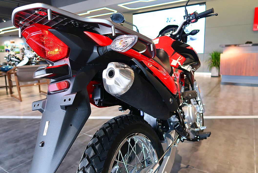 豪爵nk150s深度评测拉萨,豪爵新车到店