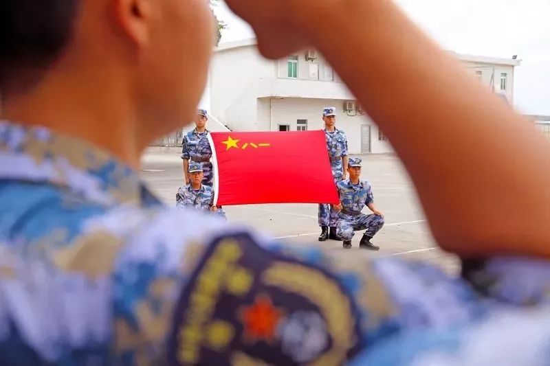 00后新兵呈现的新特点及措施,新兵前后对比照