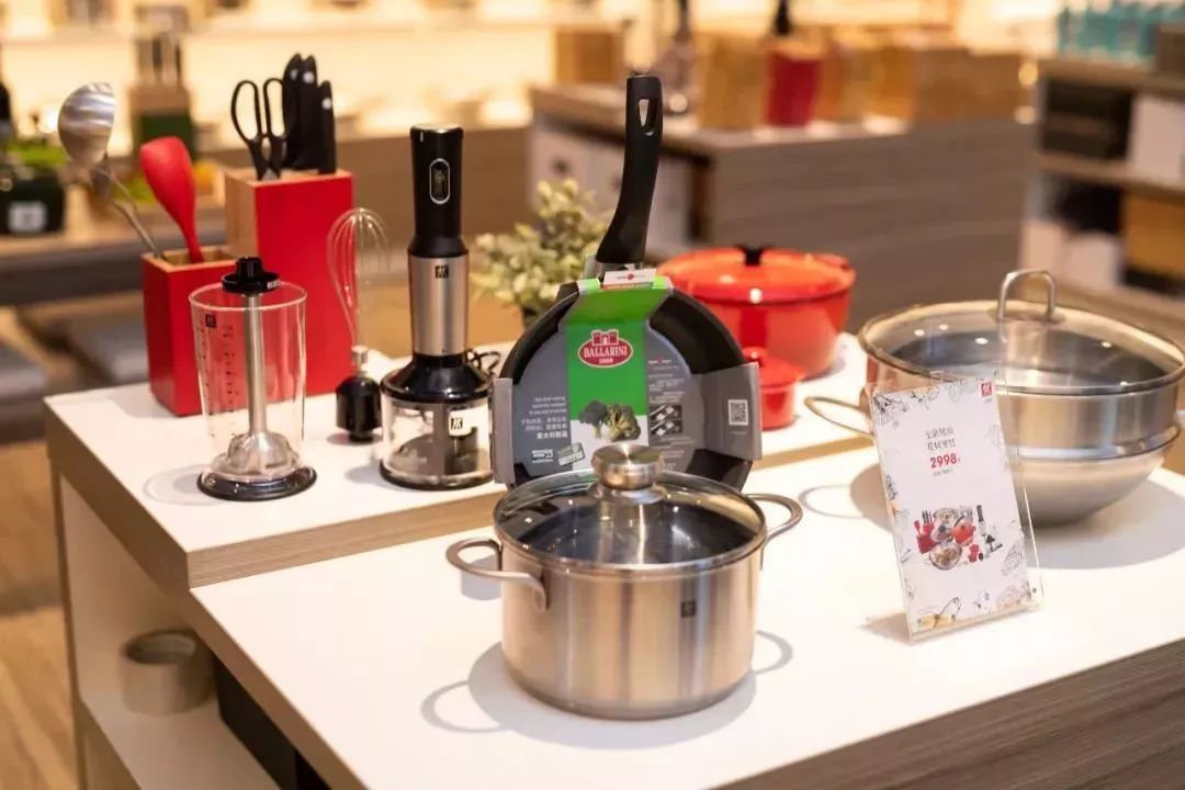 耐克，匡威低至4折再享折上折！人气品牌第二件折上5折！年中大促，嗨购10天，来杉井随便买