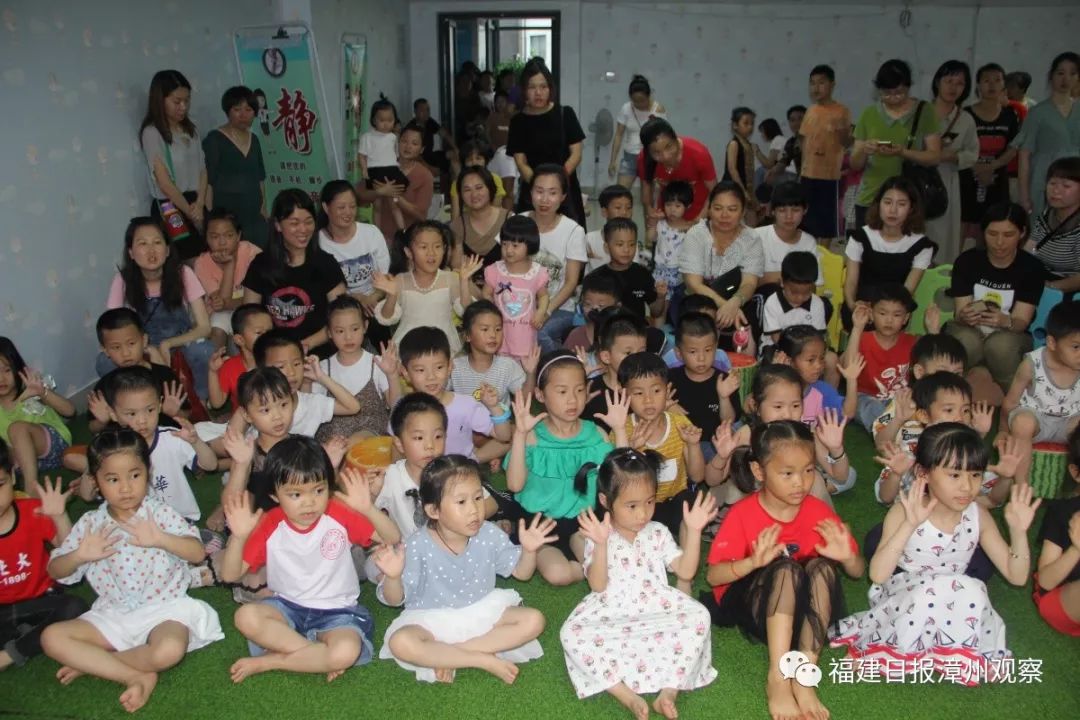 龙海，小城自有大书海