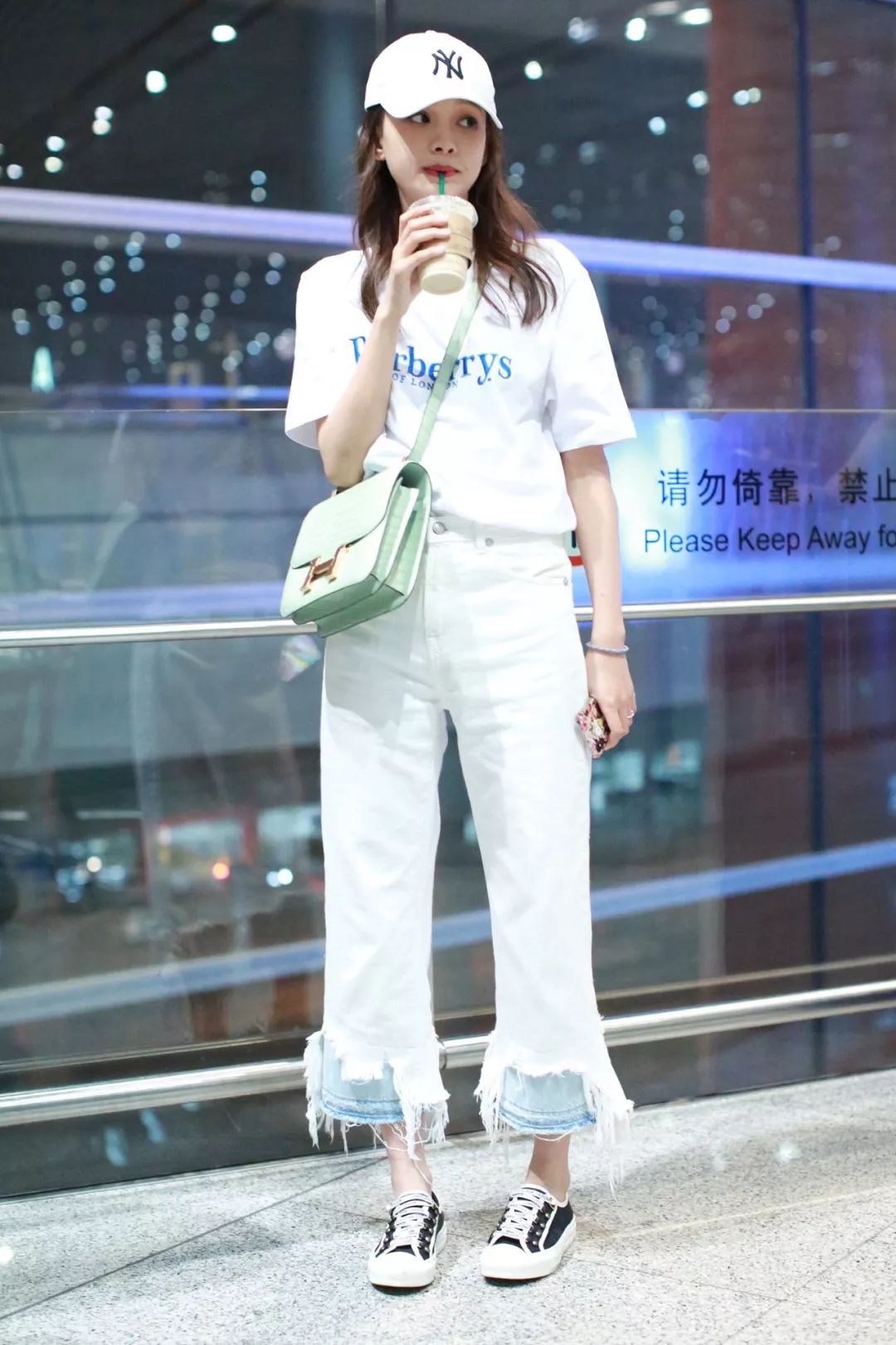 简单高级色系穿搭,冰淇淋色系穿搭