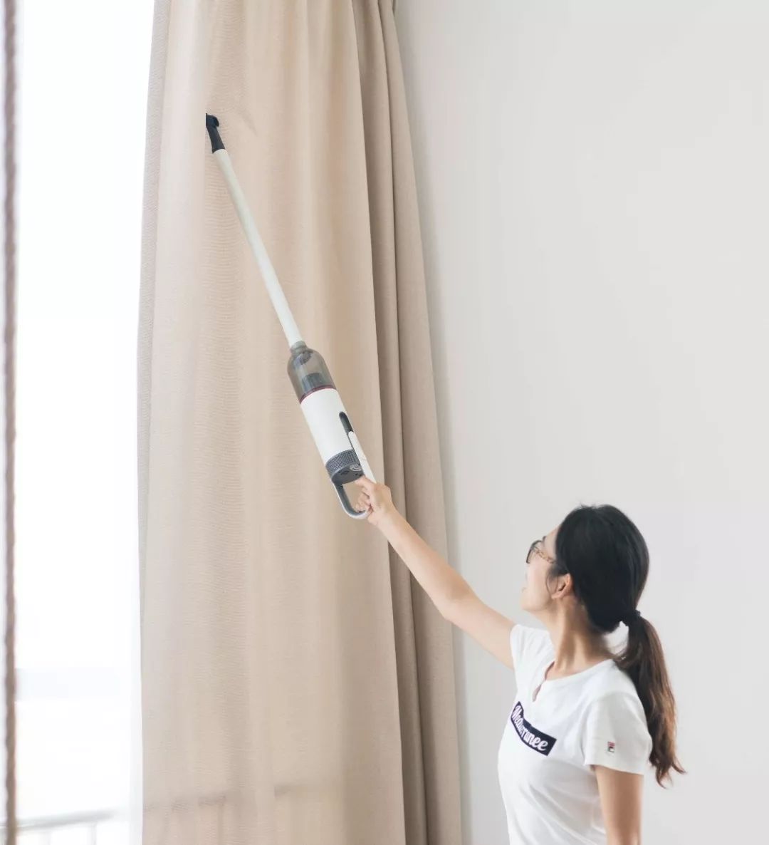 无绳便携式吸尘器,不用充电的家用小型吸尘器