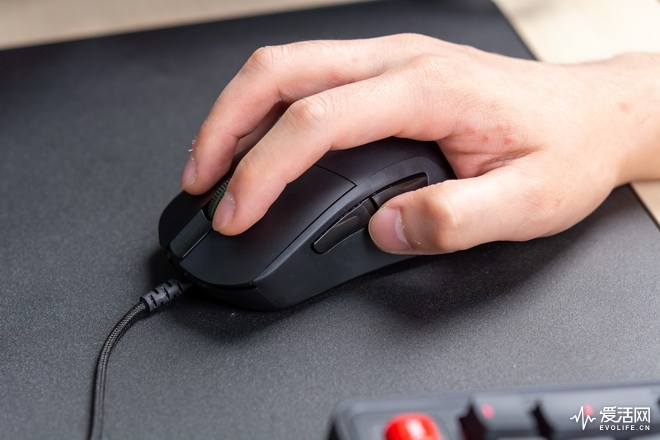 罗技g403hero玩吃鸡怎么样,罗技g403hero评测csgo