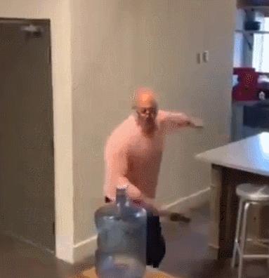 甄子丹赵文卓瓶盖挑战,赵文卓挑战长风镖局踢瓶盖