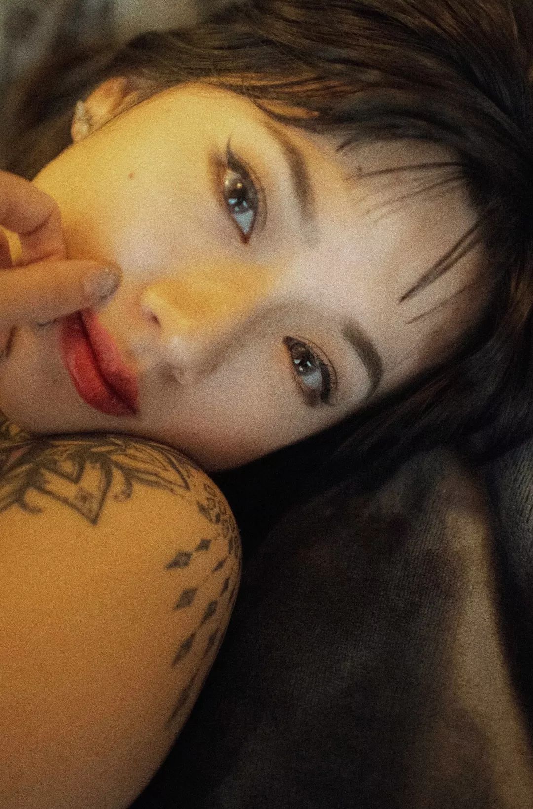 脸上有痣是不是代表有福,脸上长痣的前提是什么