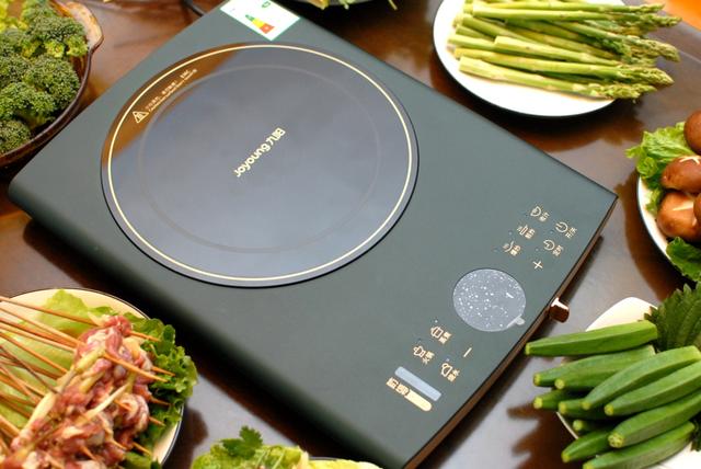 瀛曞闃茶緪灏勭數纾佺伓,鑰佸紡闃茶緪灏勭數纾佺伓