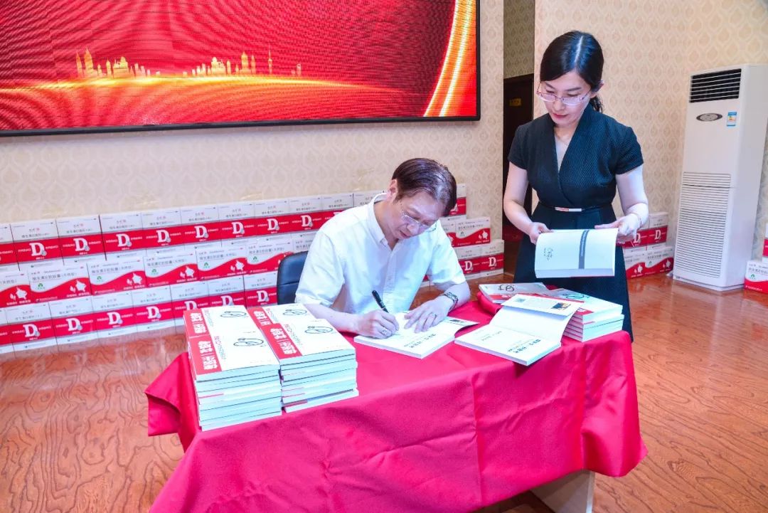 闈掑矝鍙岄哺鑽笟鑲′唤鏈夐檺鍏徃瀹樼綉,闈掑矝鍙岄哺鑽笟鍚堜綔