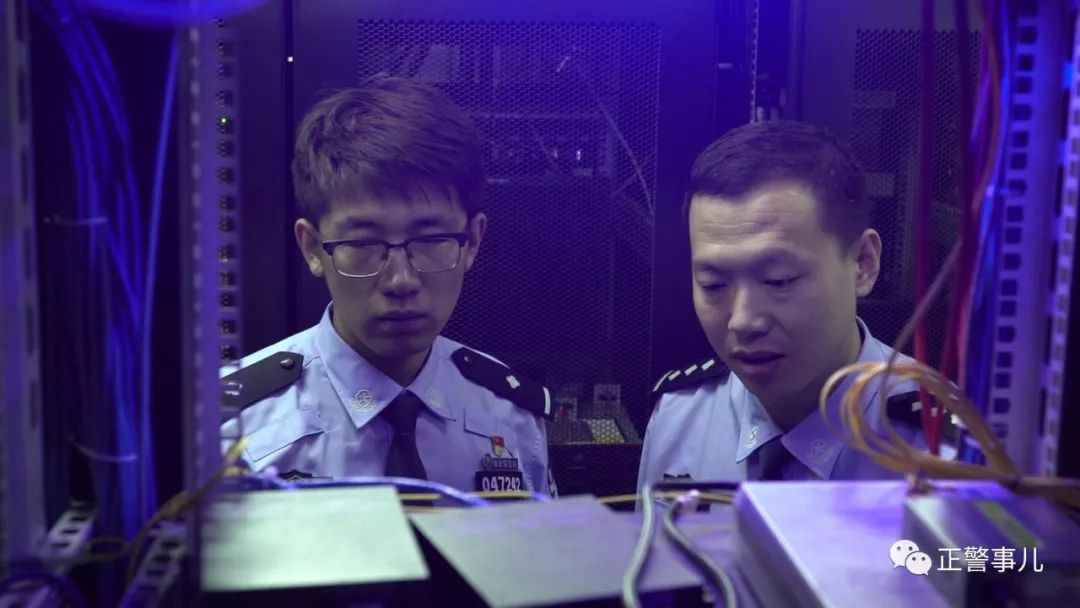 两个警界学霸级“码农”，多次拒绝百万年薪，原因竟然是.......