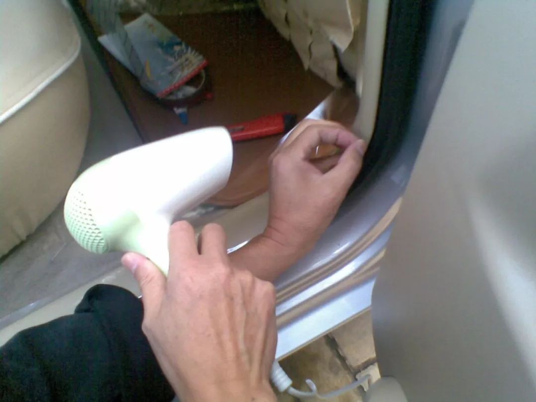 犀牛皮贴门板好吗,犀牛皮贴车门