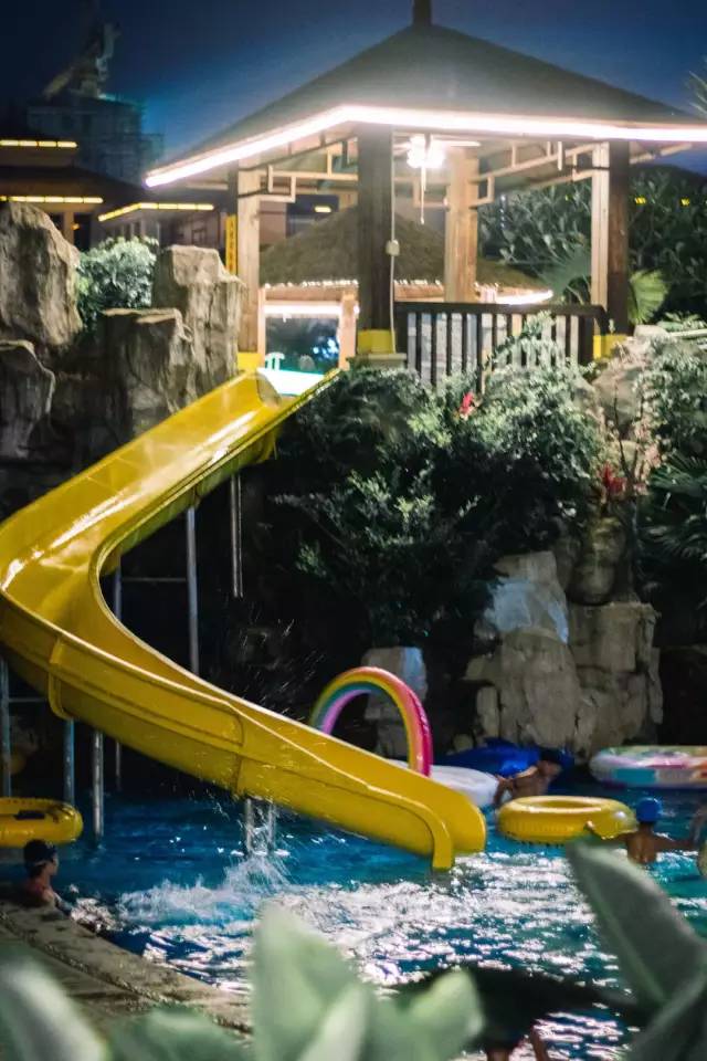 沉浸式泡温泉夏日玩水圣地推荐,送福利啦