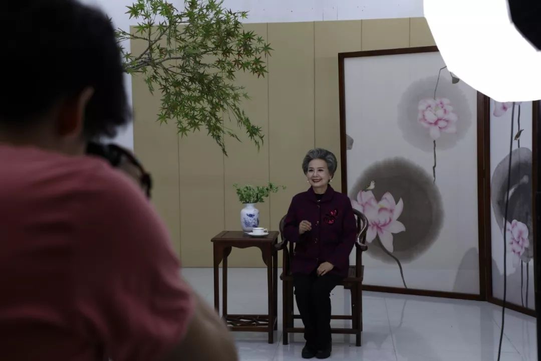 三代人的杭漂生活,73岁模特奶奶的杭漂生活