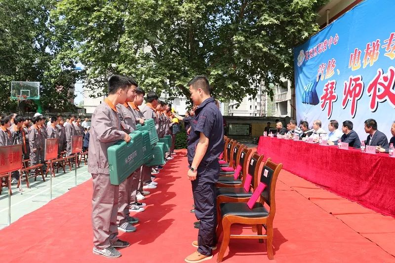 西安市长安区职业高中,西安各区职教中心排名