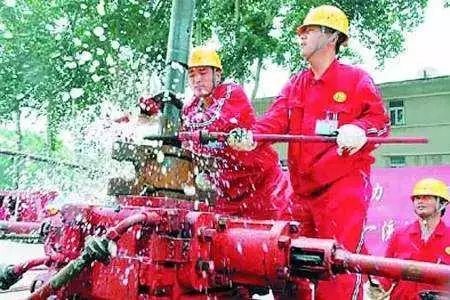 大庆石油的故事,大庆油田故事