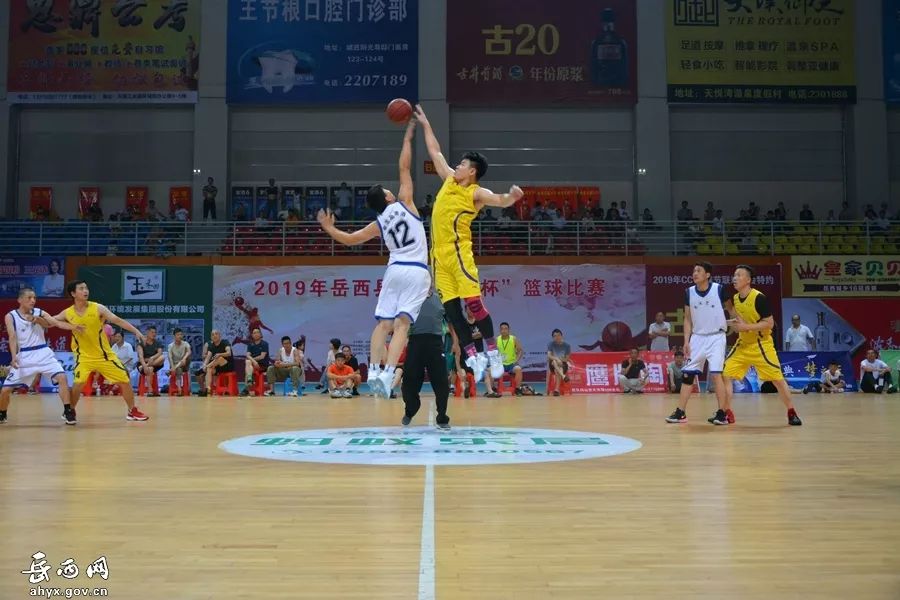 nba2konline压哨超远三分,篮球赛最后一秒超远三分逆转比分