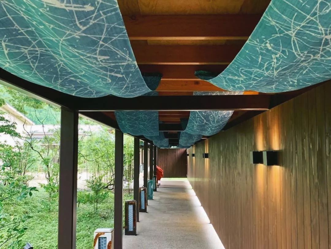 藏于山水间的温泉酒店推荐,海螺沟温泉度假酒店推荐