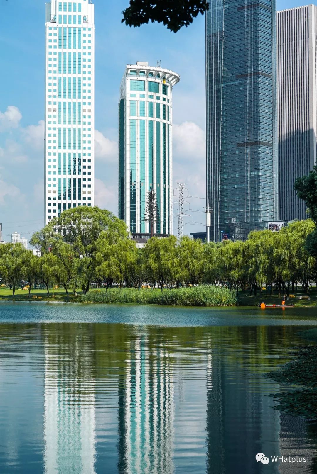 西北湖，韵滴莫抛子？