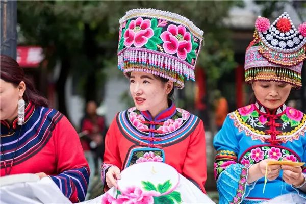 火把节独特的魅力,一年一度的火把节不能错过