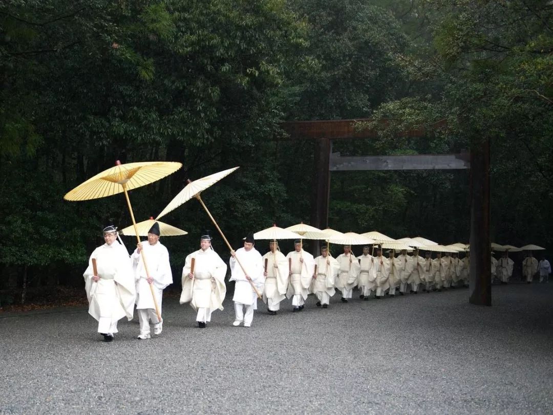 泡全球仅一家的珍珠温泉，上小众景美的雪场滑雪，99%游客都不知道的日本玩法