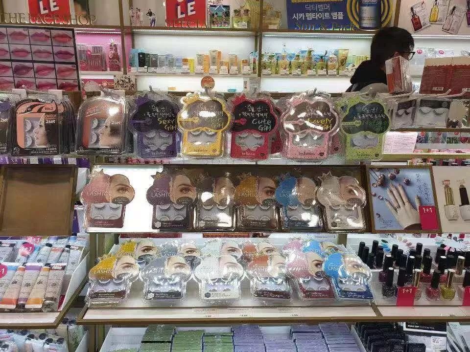 比种睫毛还自然!韩国黑科技假睫毛,不用胶水,一撕一贴3秒搞定,手残*党**都能秒变睫毛精