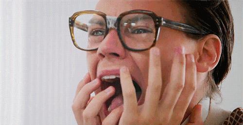 痘痘闭口里面有油脂,鼻子上的痘痘是青春痘还是粉刺