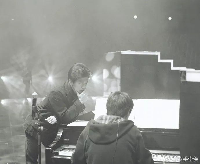 张亚东究竟有什么魅力,看中国男神