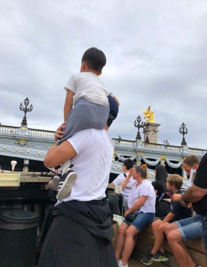 吴京有多胖,吴京撸串