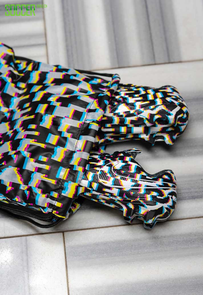 耐克传奇8蓝色碎钉,耐克传奇8入门款