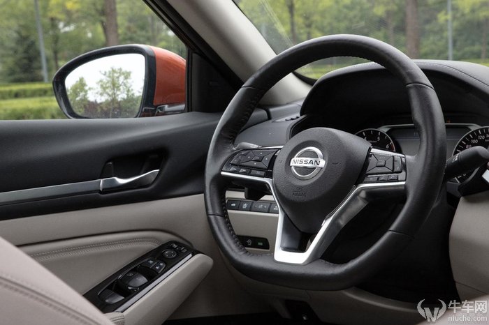 日产天籁舒适版适不适合跑专车,2021款东风日产天籁试驾视频