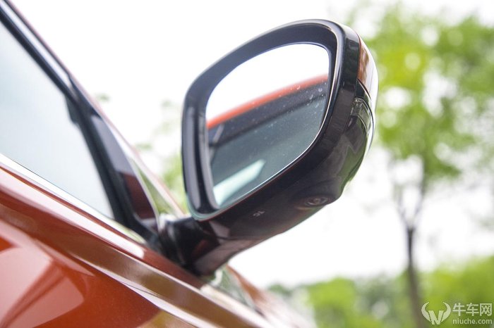 2013款日产天籁第一视角试驾,日产天籁舒适版适不适合跑专车