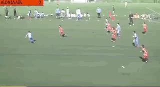 邝兆镭任意球破门完整,邝兆镭停球抽射视频