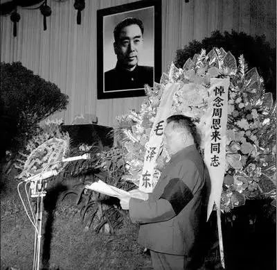 青看点||今天他115岁了，*小平邓**人生的40个瞬间