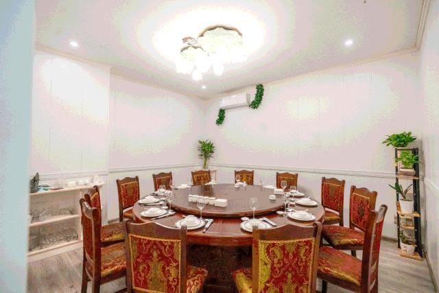 搬来个舟山「海鲜市场」!佛手、胭脂、大米鱼…你爱吃的海鲜从挑到做全get